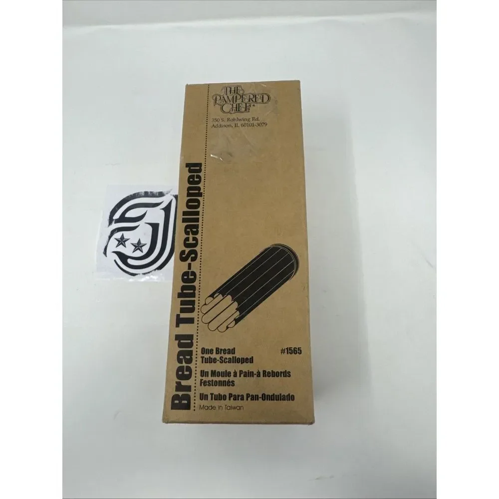Pampered Chef‎ Shaped Bread Tube Baking Pan Scalloped #1565 Tube-Scalloped